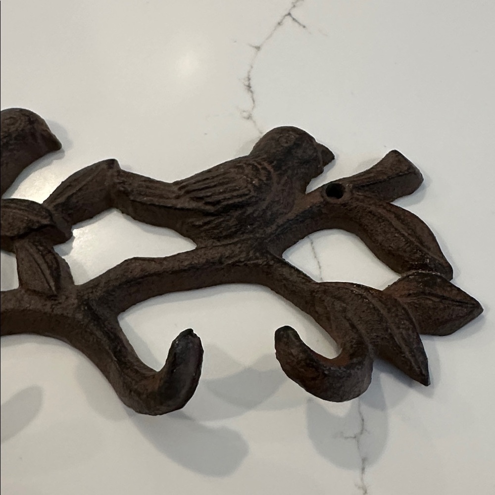 Rustic Cast Iron Black Brown Bird Wall Hook 4 hooks 3 birds Wall Decor - Picture 2 of 5